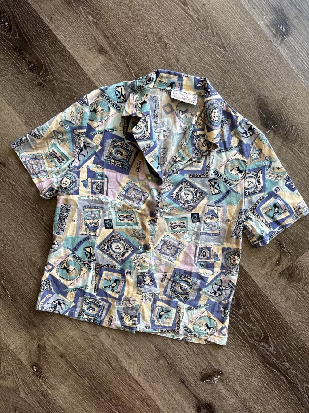 Vintage 80s Hayley Fashions Rayon Camp Shirt Travel Print M